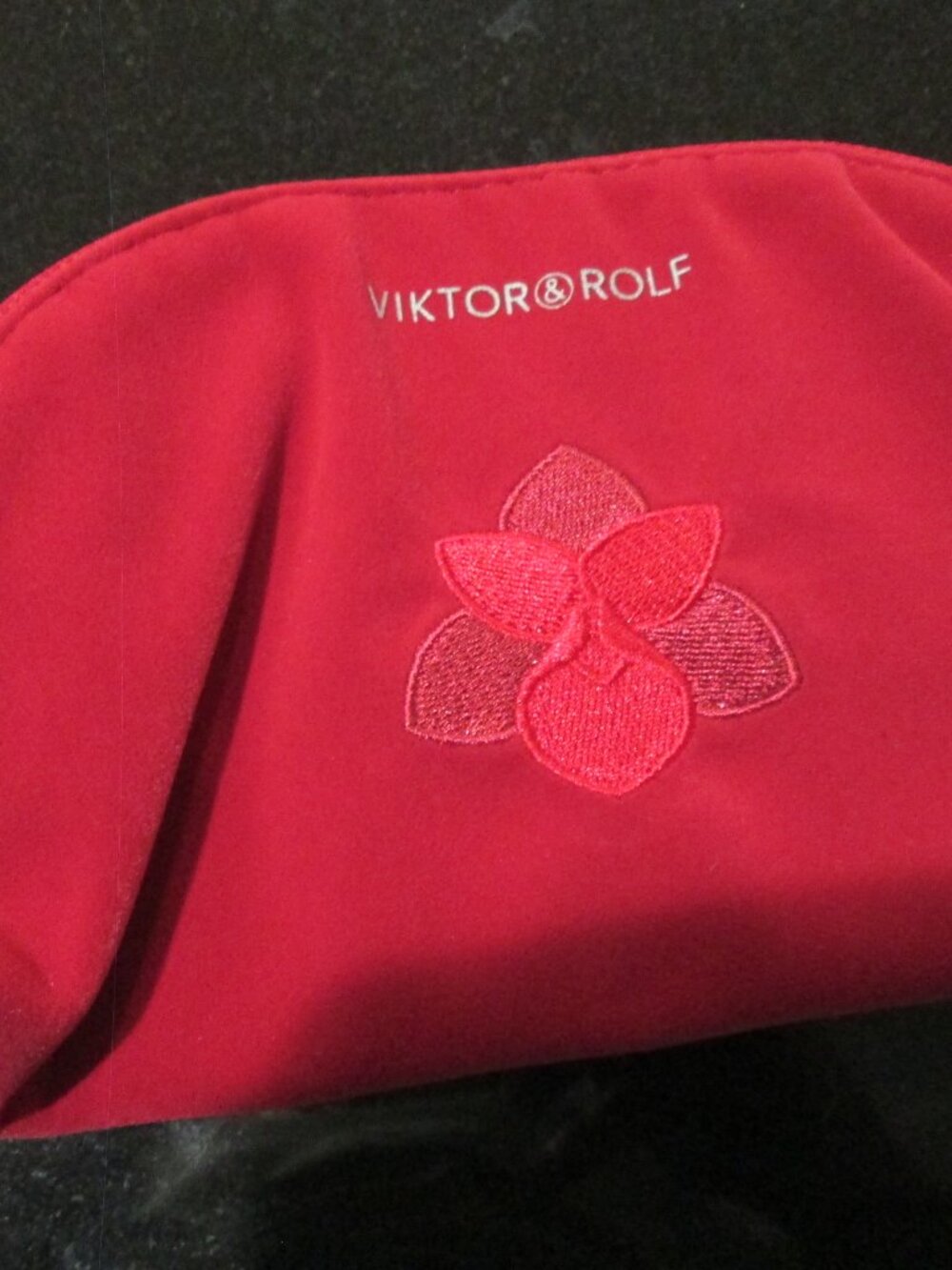 Ruby Orchid line Viktor & Rolf Maroon Red pouch zipper bag velvety Make up